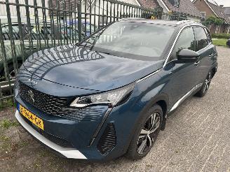 Schadeauto Peugeot 5008 1.6 Hybrid  GT  Automaat 2023/11
