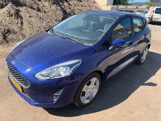 damaged passenger cars Ford Fiesta 1.1 Trend 2017/10