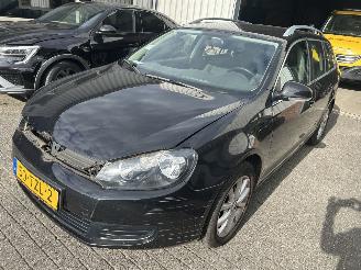 Vaurioauto  passenger cars Volkswagen Golf 1.2 TSI  Stationcar 2012/6