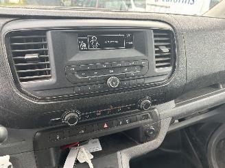Toyota Proace 1.6 D -4D Cool Comfort picture 10