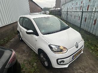 Damaged car Volkswagen Up! 1.0  3 Drs 2014/3