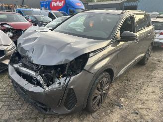 krockskadad bil auto Peugeot 5008 1.2 Hybrid  GT  Automaat 2024/9