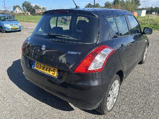 Suzuki Swift 1.2 Comfort EASSS   5 Drs picture 5