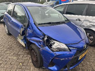 Toyota Yaris 1.5 VVTI  Automaat  Aspiration  3 Drs picture 3