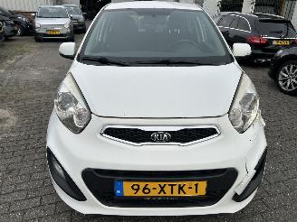Kia Picanto 1.0 CVVT  Super Pack picture 2