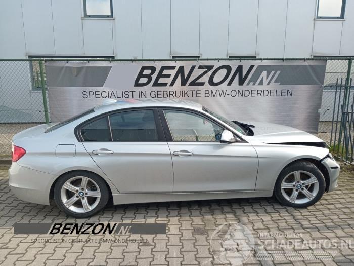 BMW 3-serie 3 serie (F30), Sedan, 2011 / 2018 320i xDrive 2.0 16V