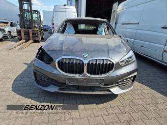 Démontage voiture BMW 1-serie 1 serie (F40), Hatchback, 2019 116i 1.5 TwinPower 12V 2021/4