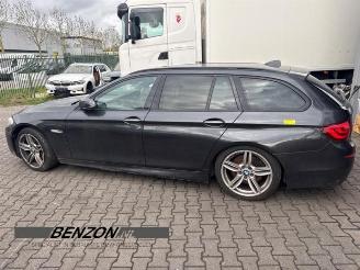 Vrakbiler auto BMW 5-serie 5 serie Touring (F11), Combi, 2009 / 2017 530d 24V Blue Performance 2012/9