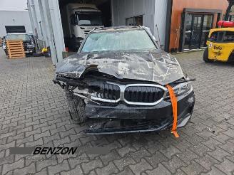 Uttjänta bilar auto BMW 3-serie 3 serie Touring (G21), Combi, 2019 318d 2.0 TwinPower Turbo 16V Mild Hybrid 2023/12