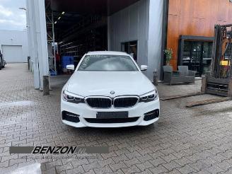 BMW 5-serie 5 serie Touring (G31), Combi, 2017 520d 2.0 TwinPower Turbo 16V Van picture 3