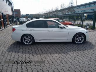 Uttjänta bilar auto BMW 3-serie 3 serie (F30), Sedan, 2011 / 2018 318d 2.0 16V 2014/12