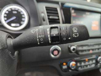 Kia Niro 1.6 GDi Hybrid ExecutiveLine picture 21