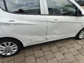 Opel Karl 1.0 120 Jaar Edition picture 4