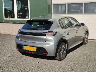 Peugeot 208 EV Allure 50kWh picture 4