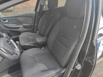 Renault Clio Estate 0.9 TCE Dynamique Navi Trkhaak Cruise picture 8
