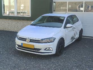 uszkodzony samochody osobowe Volkswagen Polo 1.0 MPI Comfortline Navi Clima 2020/1