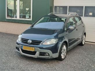 krockskadad bil auto Volkswagen Golf plus 1.4 TSI Cross Sportline Tr.haak 2008/1