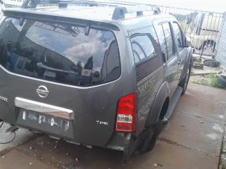 Vrakbiler auto Nissan Path-finder Pathfinder (R51), SUV, 2005 / 2014 2.5 dCi 16V 4x4 2006