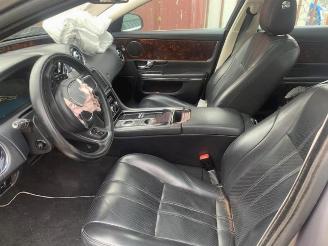 Jaguar XJ  picture 7