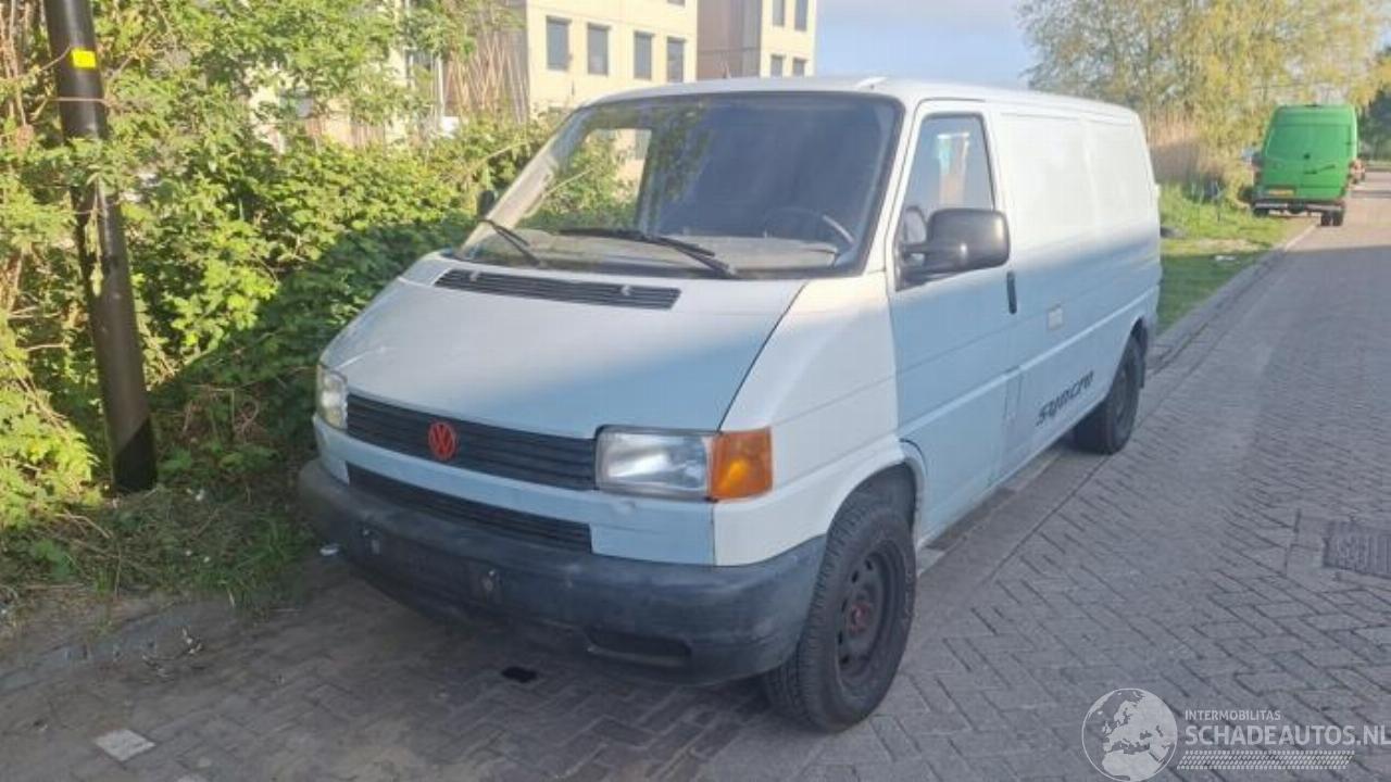 Volkswagen Transporter Transporter T4, Van, 1990 / 2003 2.4 D Syncro