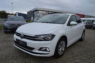 krockskadad bil auto Volkswagen Polo Polo VI Comfortline 1,6 Tdi Navi Klima Acc Eur 6 2020/6