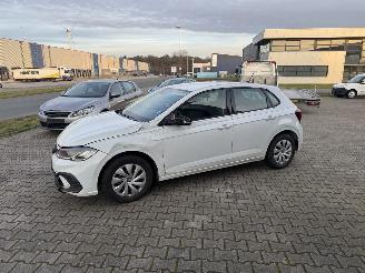 Volkswagen Polo 1.0 59 KW LIFE PDC STOELVERWARMING picture 2