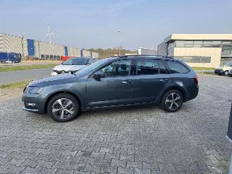 Schadeauto Skoda Octavia 1.0 85 KW AMBITION KLIMA KOMBI 2019/3