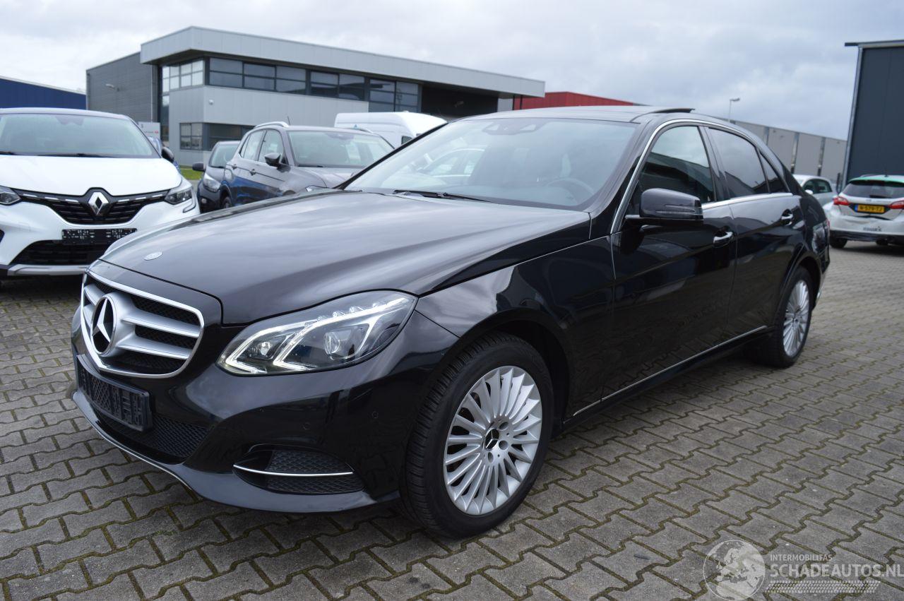 Mercedes E-klasse E220 CDI Aut Avantgarde Panorama dach Full Leder Comand Kamera