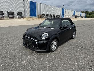 Schadeauto Mini Cooper COOPER CABRIO AUTOMATIK LED NAVI SITZHEIZUNG 2023/7