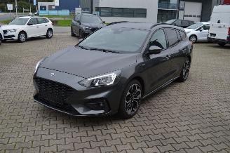 skadebil auto Ford Focus ST LINE 1.5 DSL 88 KW KOMBI 2023/2