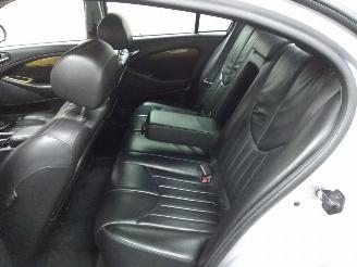 Jaguar S-type  picture 14