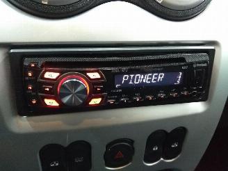 Dacia Sandero  picture 16