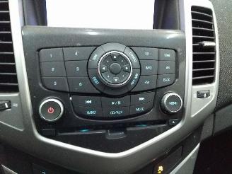Chevrolet Cruze  picture 3