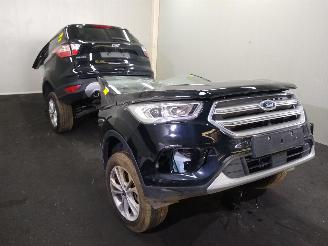 Uttjänta bilar auto Ford Kuga  2018/1