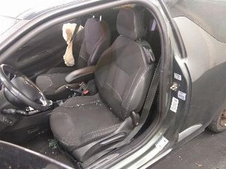 Citroën DS3  picture 11