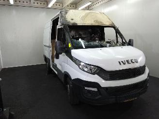Vrakbiler auto Iveco Daily  2017/1