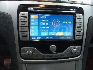 Ford S-Max  picture 18