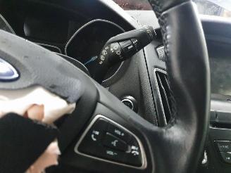 Ford Focus  picture 8