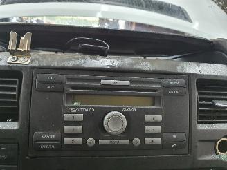 Ford Transit  picture 10