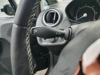 Ford Fiesta  picture 30