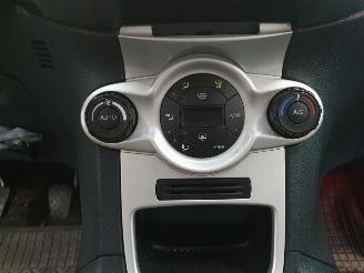Ford Fiesta  picture 32