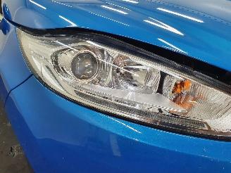 Ford Fiesta  picture 17
