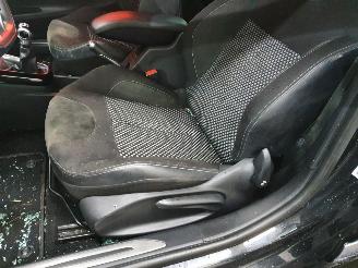 Citroën DS3  picture 32