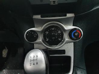 Ford Fiesta  picture 16