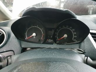 Ford Fiesta  picture 21