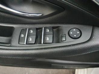 BMW 5-serie F10LCI 530d High Executive picture 10