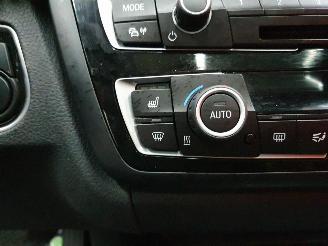 BMW 4-serie F32 440i Cent Hi Exec picture 34