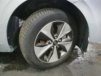 Hyundai Ioniq Comfort EV picture 11