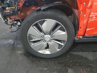 Hyundai Kona Premium 64kWh picture 21