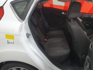 Ford Fiesta 1.0 EcoBoost Titanium picture 26